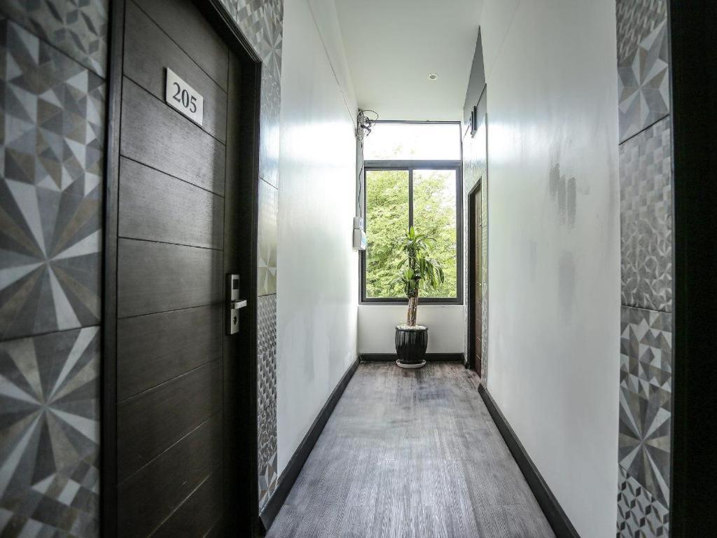 De Art Hotel Phnom Penh Exteriör bild
