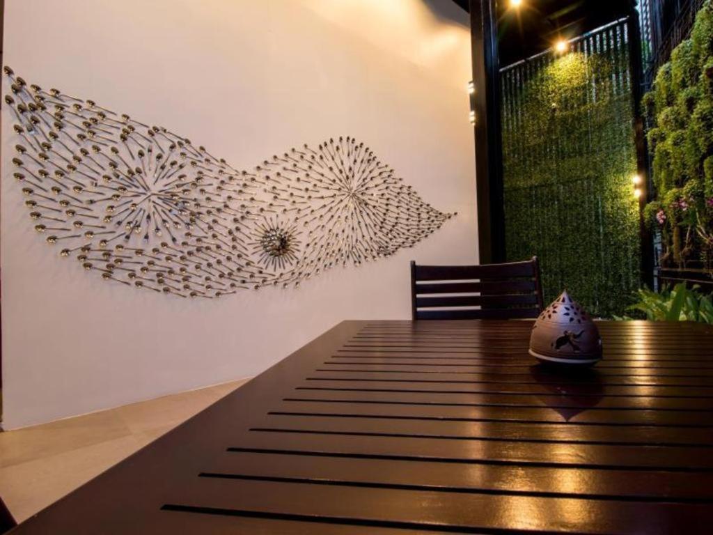 De Art Hotel Phnom Penh Exteriör bild