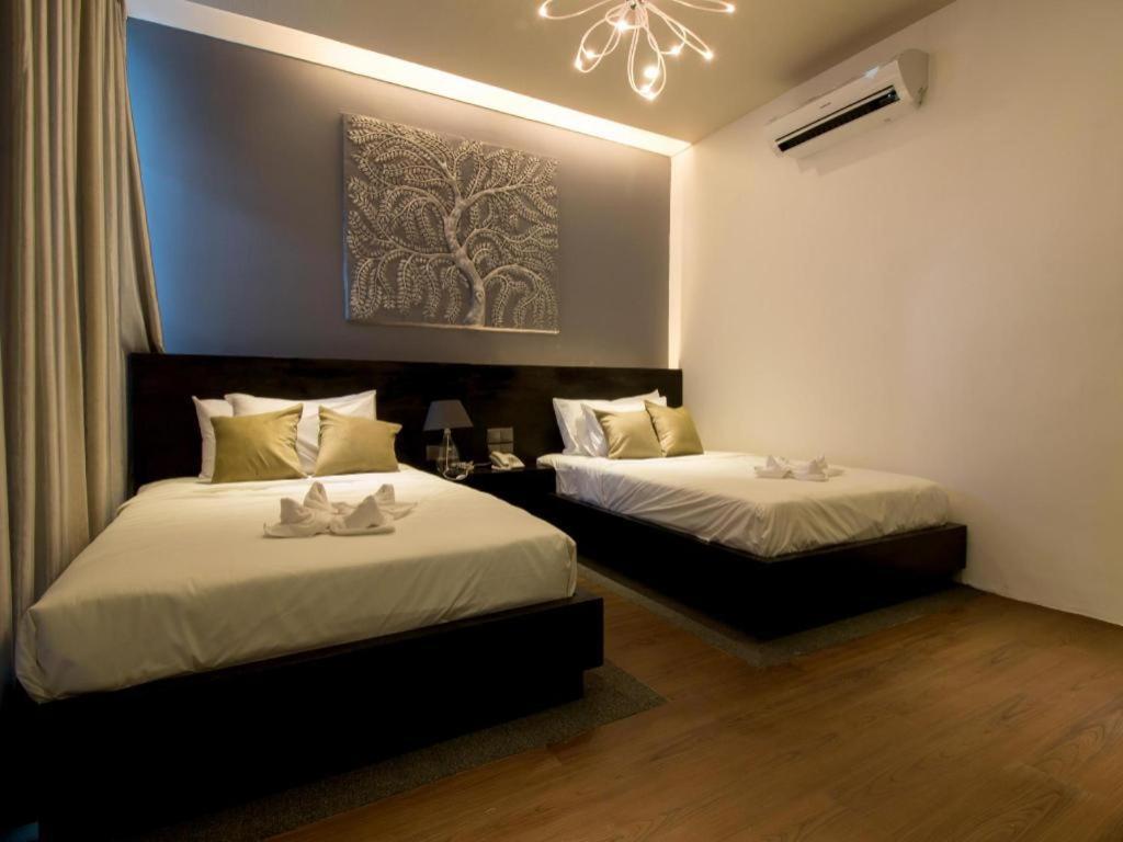 De Art Hotel Phnom Penh Exteriör bild