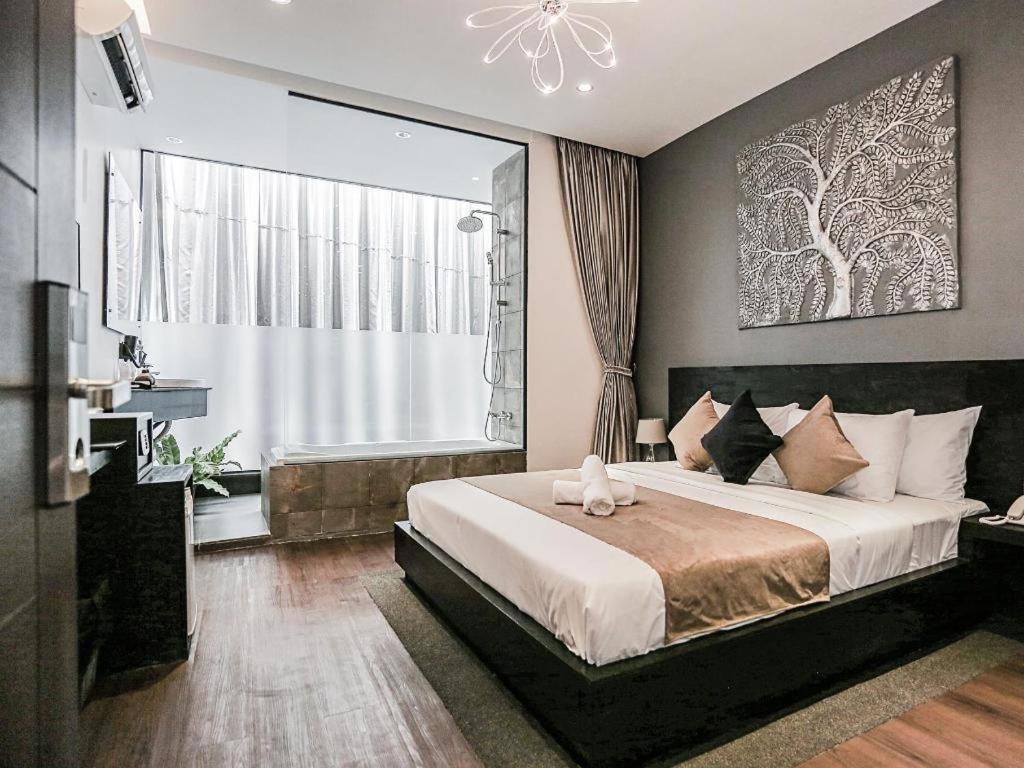 De Art Hotel Phnom Penh Exteriör bild