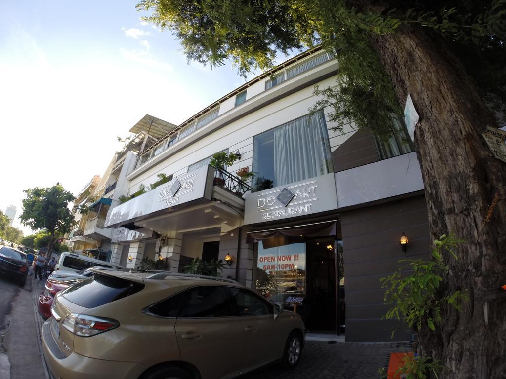 De Art Hotel Phnom Penh Exteriör bild